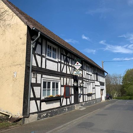 Landgasthof Zum Dorfkrug Schoneberg  Buitenkant foto