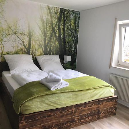 Landgasthof Zum Dorfkrug Schoneberg  Buitenkant foto