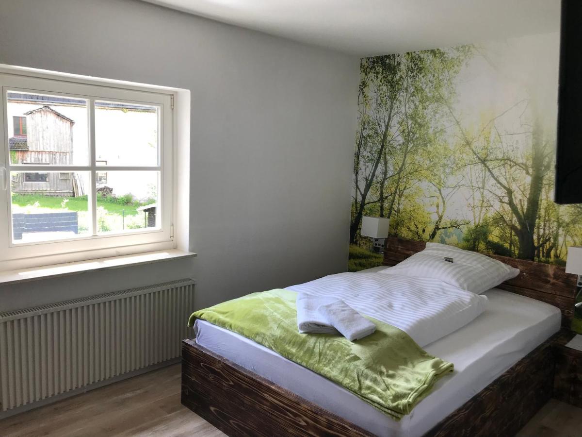 Landgasthof Zum Dorfkrug Schoneberg  Buitenkant foto