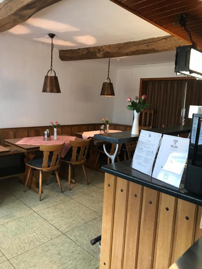 Landgasthof Zum Dorfkrug Schoneberg  Buitenkant foto